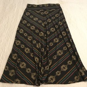 Mossimo Western/Navajo pattern maxi skirt XXL